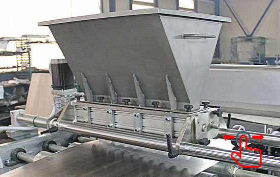 <strong>EQUIPMENT FOR ECLAIRS <BR>AND PROFITROLES PRODUCTION</strong> #1